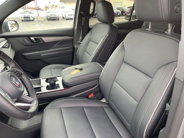 2025 Buick Enclave Preferred:F0009