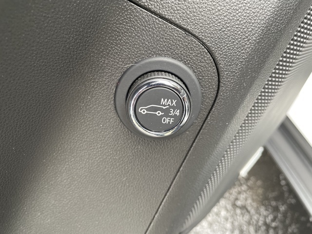 2023 GMC Acadia Denali:FP4403