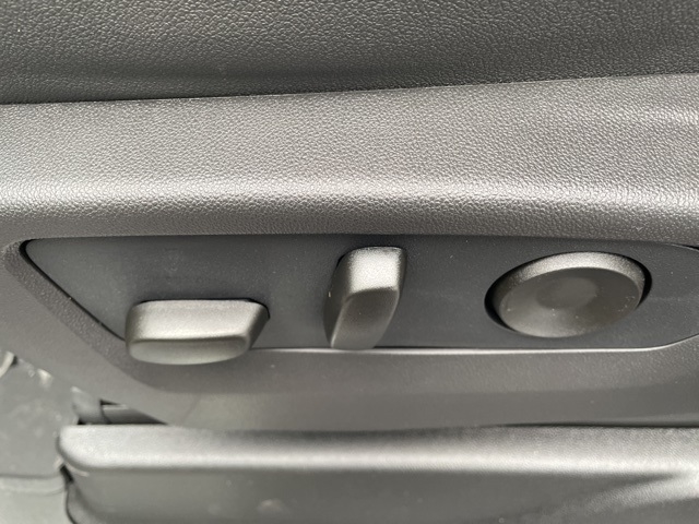 2026 GMC Yukon Elevation:26022