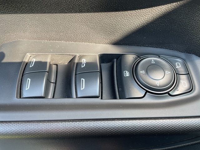 Photo of 2022 Chevrolet Silverado 1500 Custom in Fremont, OH - 13,  2022 Chevrolet Silverado 1500 Custom:FP1615