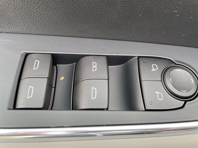 2026 GMC Acadia Elevation:26028