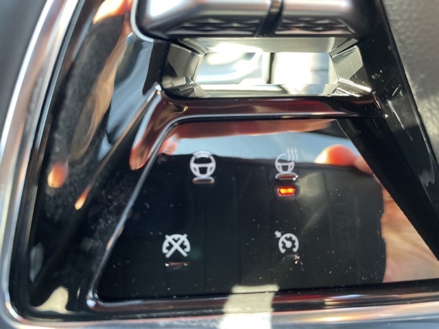 2025 Cadillac LYRIQ Luxury:25051