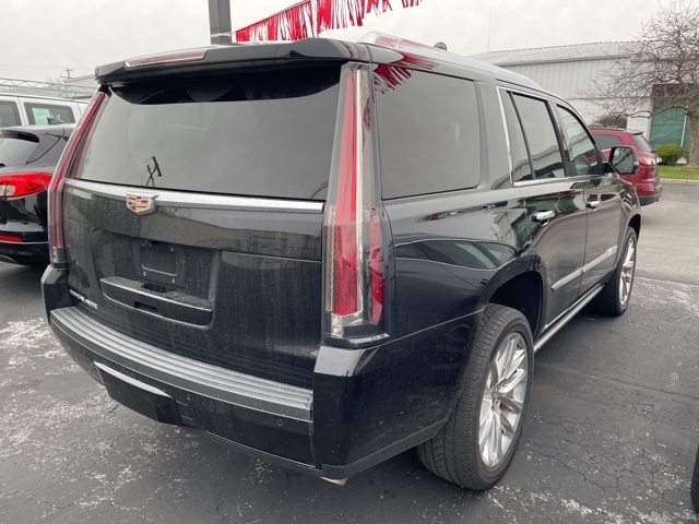 2018 Cadillac Escalade Premium Luxury:26024B