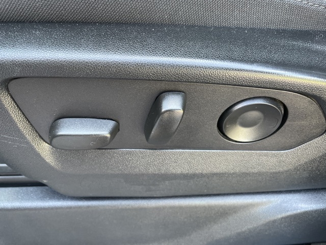 Photo of 2022 Chevrolet Silverado 1500 Custom in Fremont, OH - 14,  2022 Chevrolet Silverado 1500 Custom:FP1615