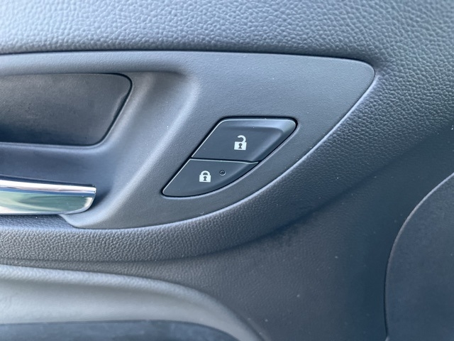 Photo of 2024 Chevrolet Equinox LT in Fremont, OH - 14,  2024 Chevrolet Equinox LT:FP9704