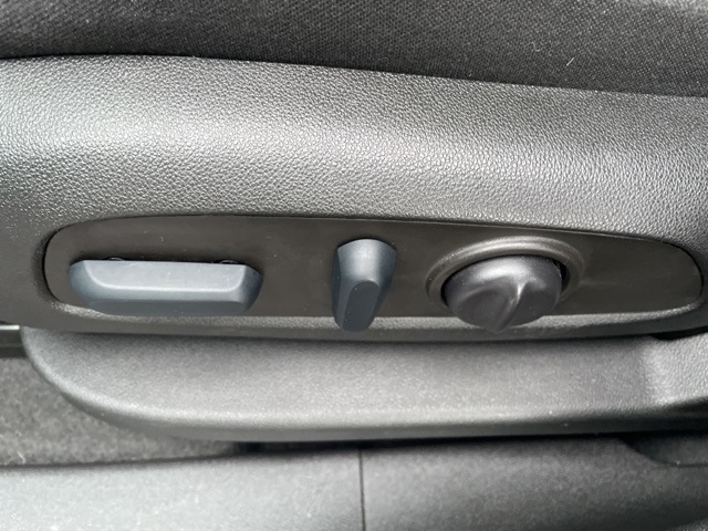 Photo of 2022 Chevrolet Equinox LT in Fremont, OH - 14,  2022 Chevrolet Equinox LT:FP5289