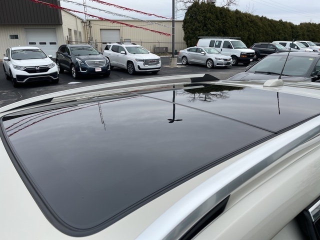 2016 Cadillac SRX Luxury Collection:26041A