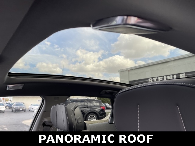 2025 Cadillac OPTIQ Luxury 1:25058