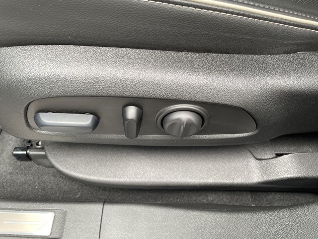 2023 GMC Acadia Denali:FP4403