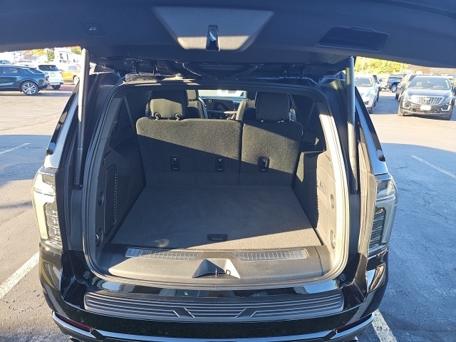 2025 Chevrolet Suburban Z71:25085A1