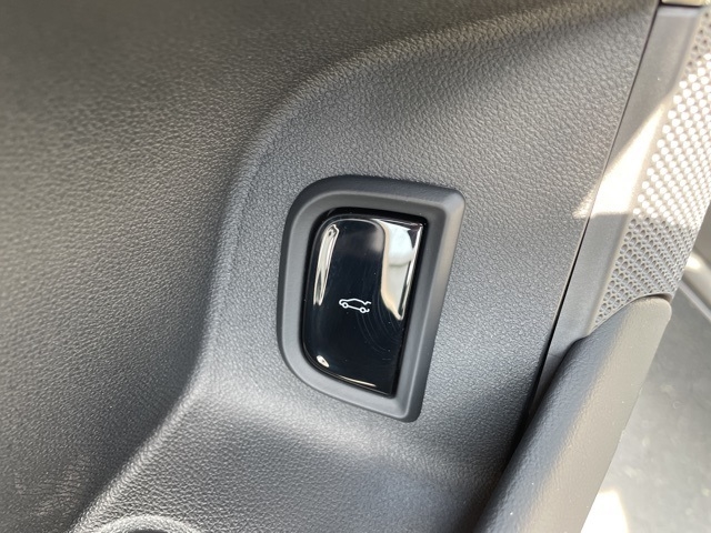 2024 Cadillac LYRIQ Sport 1:FP0650