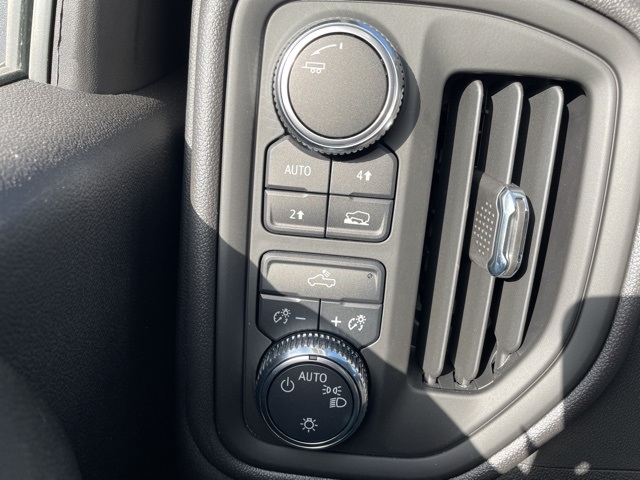 2025 GMC Sierra 1500 Pro:25101