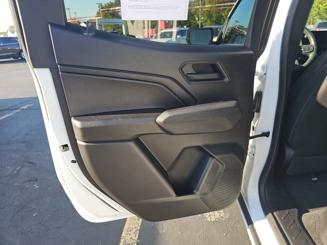 2023 Chevrolet Colorado Work Truck:FP8142