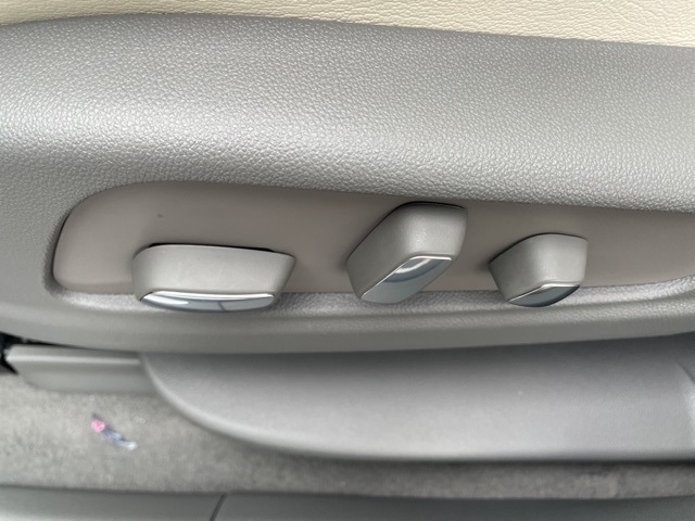 2025 Cadillac XT5 Premium Luxury:25098