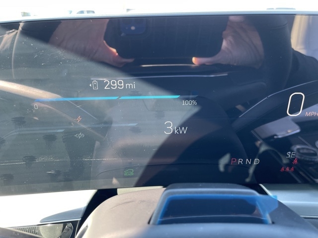 2025 Cadillac LYRIQ Luxury:25051