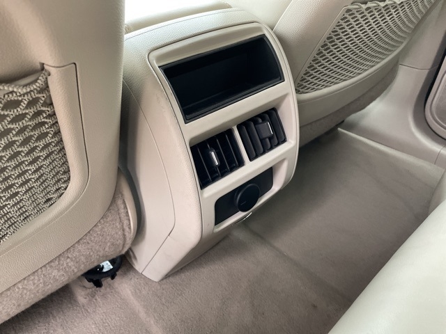 2016 Cadillac SRX Luxury Collection:26041A