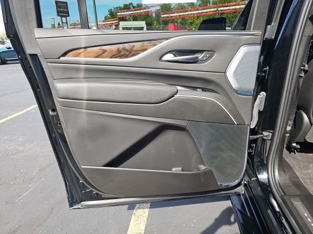 2024 Cadillac Escalade ESV Premium Luxury Platinum:25089A