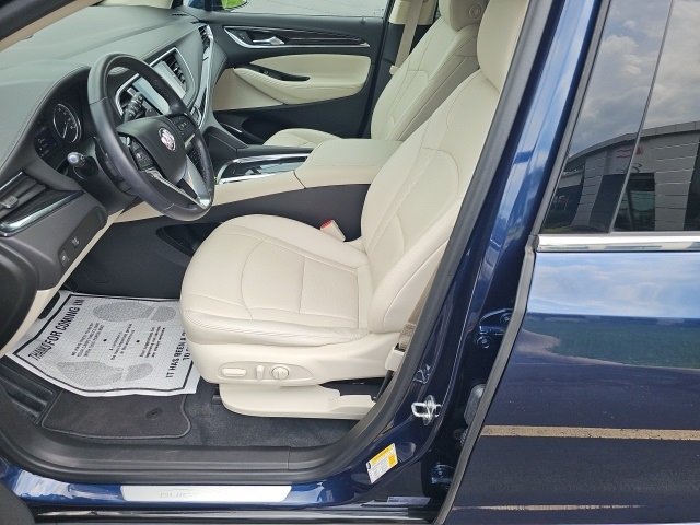 2022 Buick Enclave Essence:FP4704