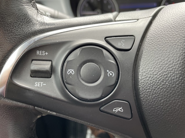 2021 Buick Enclave Essence:FP00061