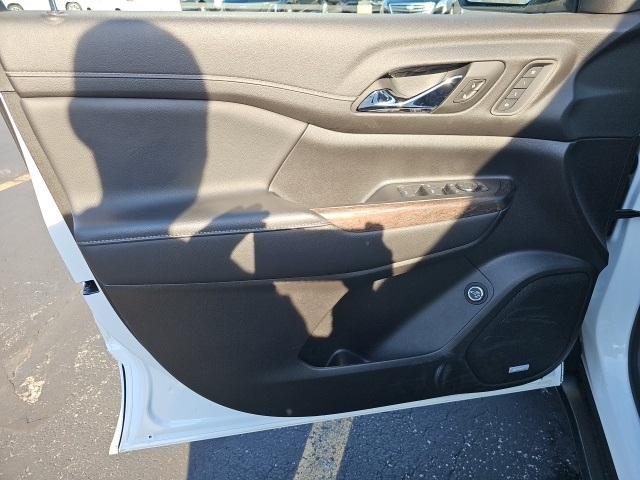 2023 GMC Acadia Denali:FP4332