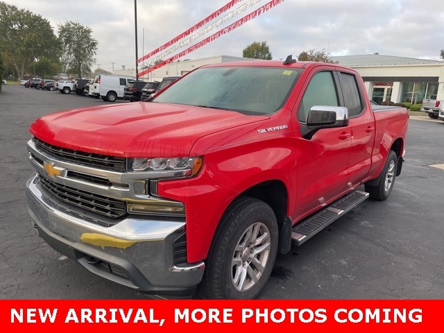 Photo of 2019 Chevrolet Silverado 1500 LT in Fremont, OH 2019 Chevrolet Silverado 1500 LT  FP3746A
