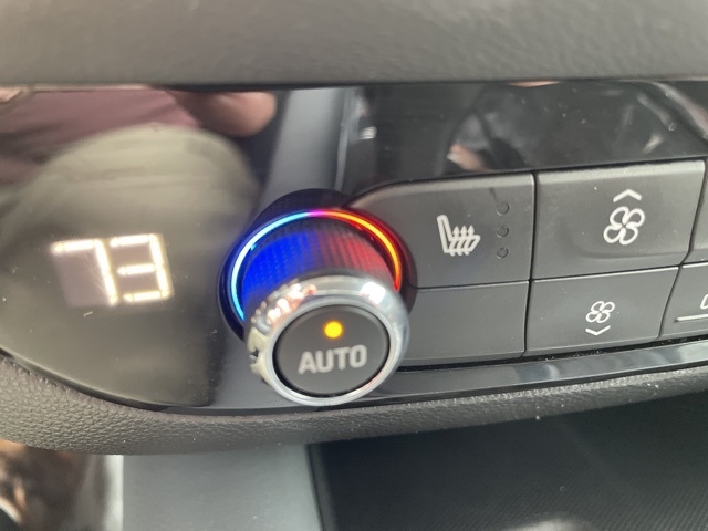 2021 Buick Enclave Essence:FP00061