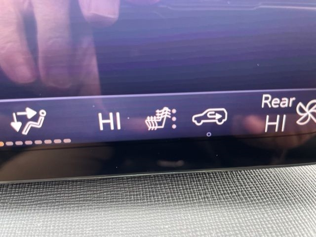 2025 Buick Enclave Preferred:F0009