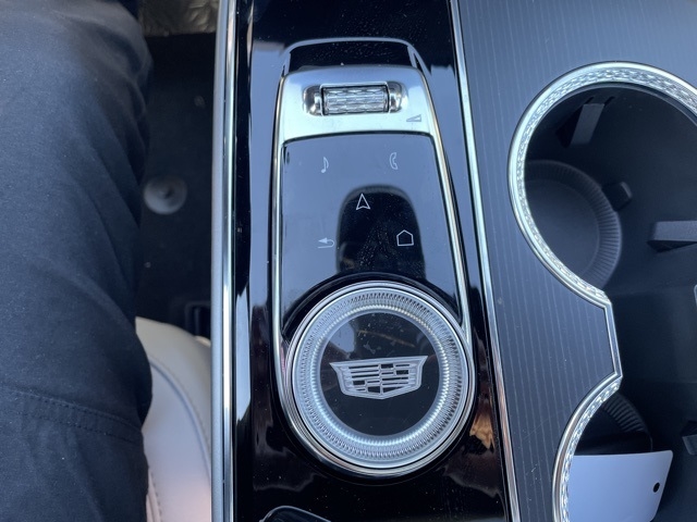 2025 Cadillac LYRIQ Luxury:25051