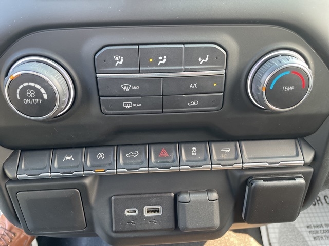 Photo of 2022 Chevrolet Silverado 1500 Custom in Fremont, OH - 22,  2022 Chevrolet Silverado 1500 Custom:FP1615