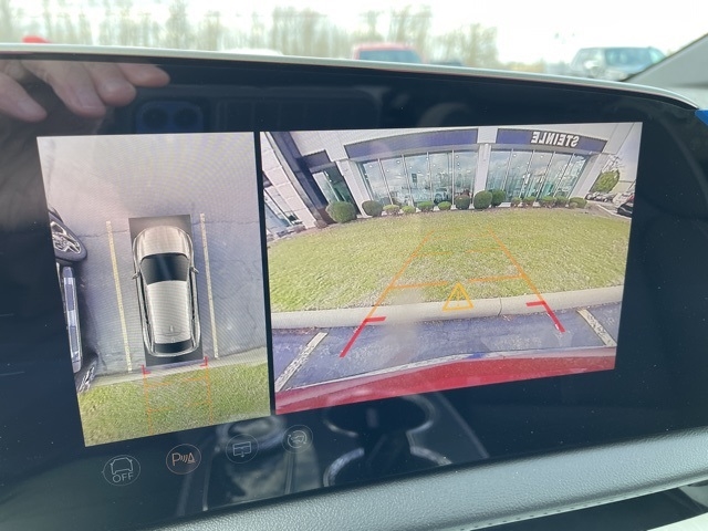 2025 Cadillac OPTIQ Luxury 1:25058