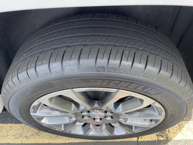 2023 GMC Acadia Denali:FP4332