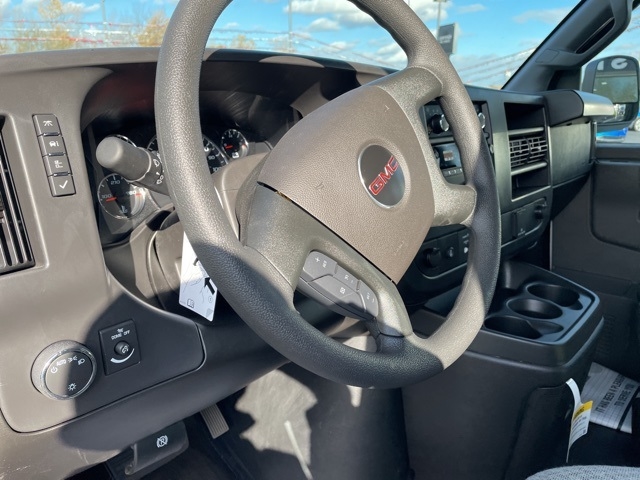 2025 GMC Savana 2500:25096