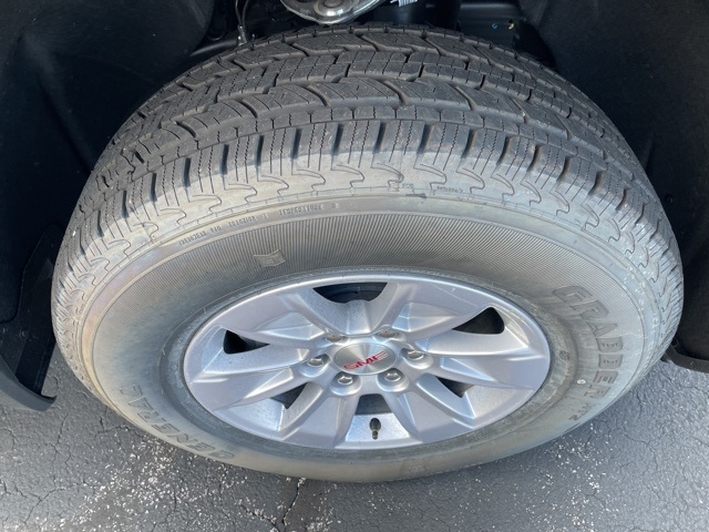 2025 GMC Sierra 1500 Pro:25101