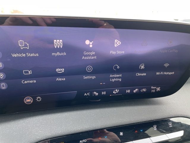 2025 Buick Enclave Preferred:F0009