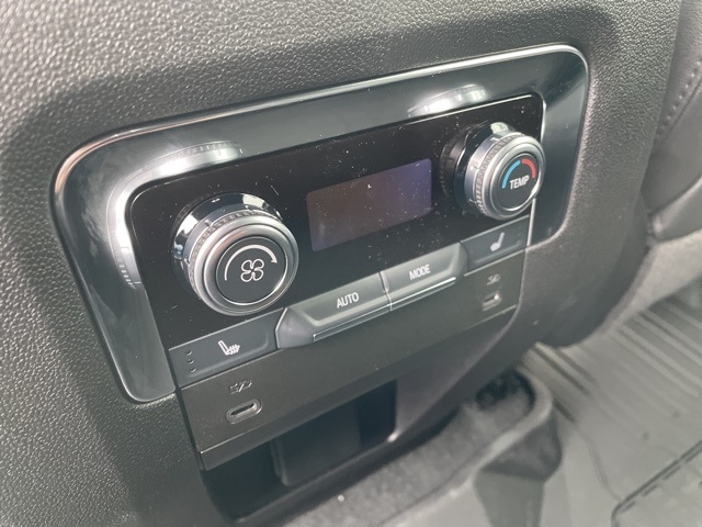 2026 GMC Yukon Elevation:26022