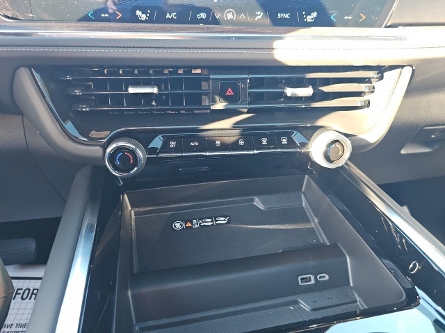 2025 Chevrolet Suburban Z71:25085A1