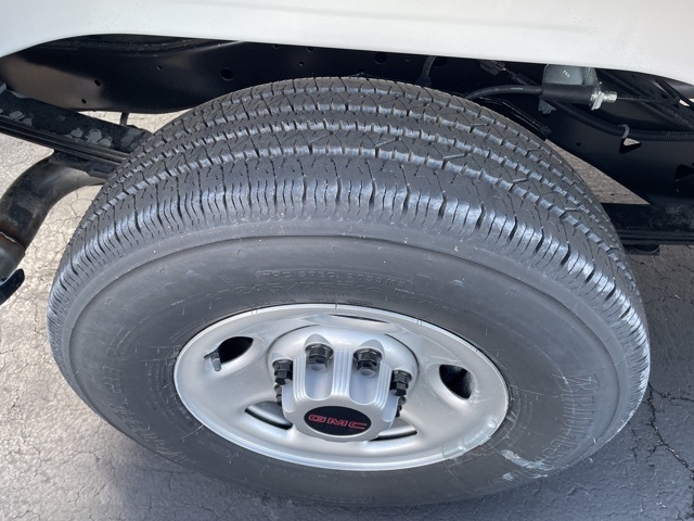 2025 GMC Savana 2500:25096