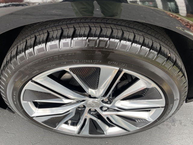 2024 Cadillac LYRIQ Luxury 3:FP6635