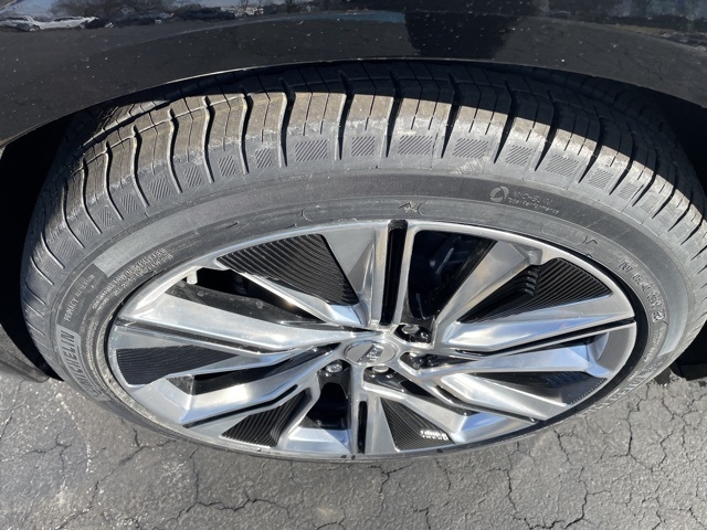 2025 Cadillac LYRIQ Luxury:25051