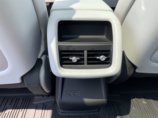 2024 Cadillac LYRIQ Sport 1:FP0650