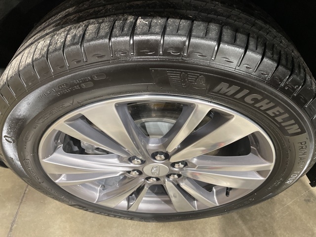 2025 Cadillac XT5 Premium Luxury:FP00661