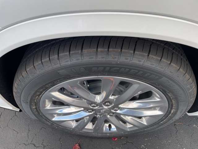 2025 Cadillac XT6 Premium Luxury:25102