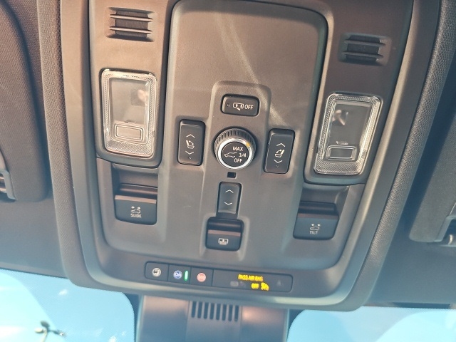 2025 Chevrolet Suburban Z71:25085A1