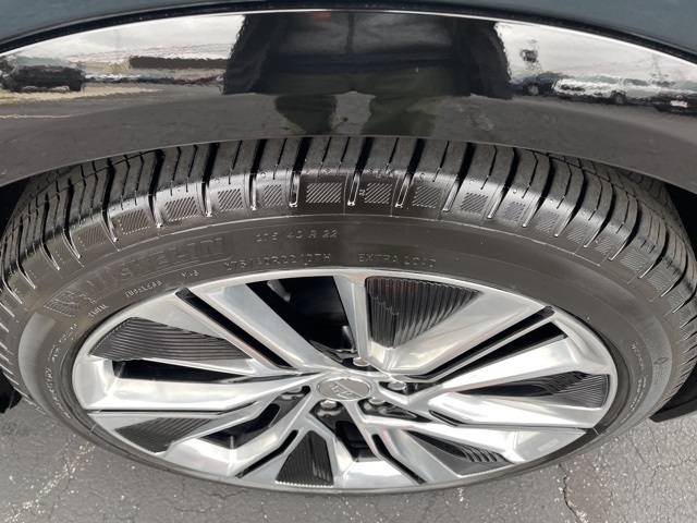 2024 Cadillac LYRIQ Luxury 3:FP6635