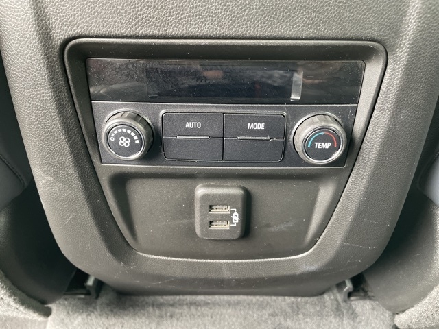 2021 Buick Enclave Essence:FP00061