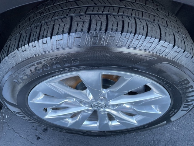 2017 Buick Envision Essence:FP2247A