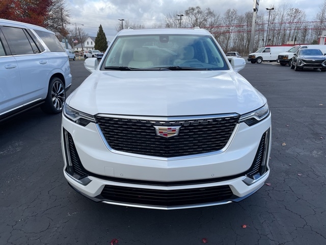2025 Cadillac XT6 Premium Luxury:25102
