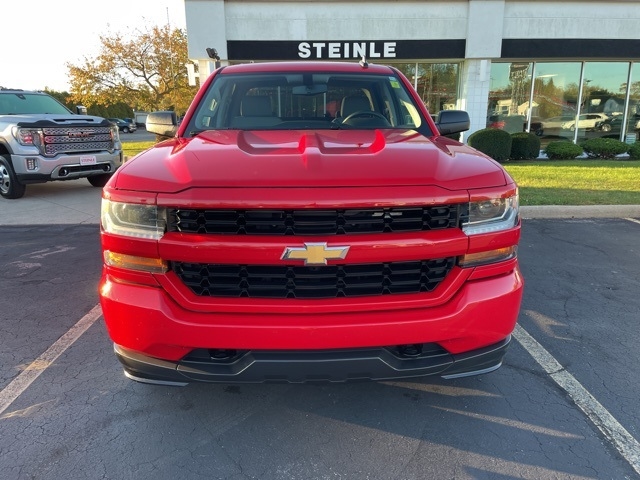 2018 Chevrolet Silverado 1500 Custom:FP5782A1