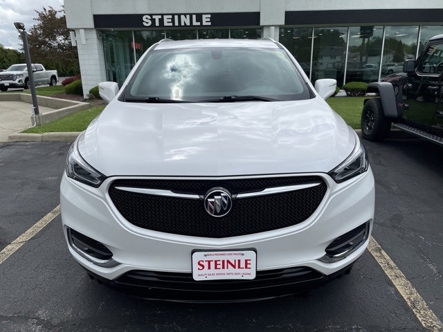 2021 Buick Enclave Essence photo 2