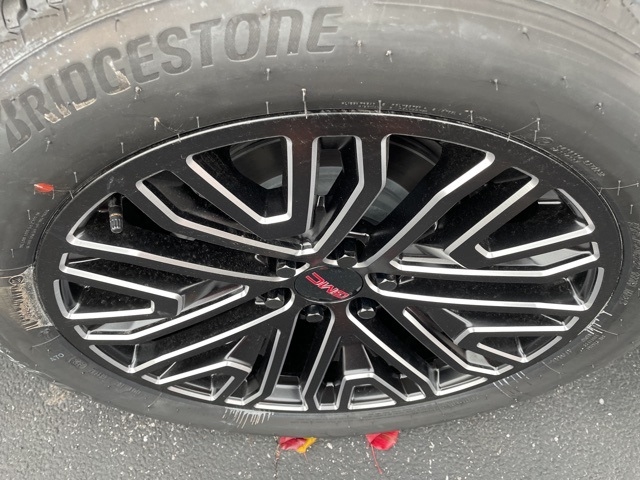 2026 GMC Yukon Elevation:26022